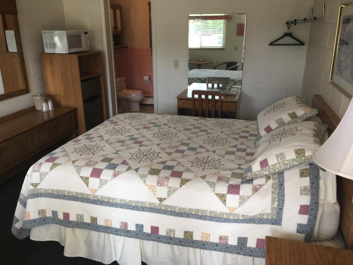 Bel Aire Motel Muskegon Heights Екстериор снимка