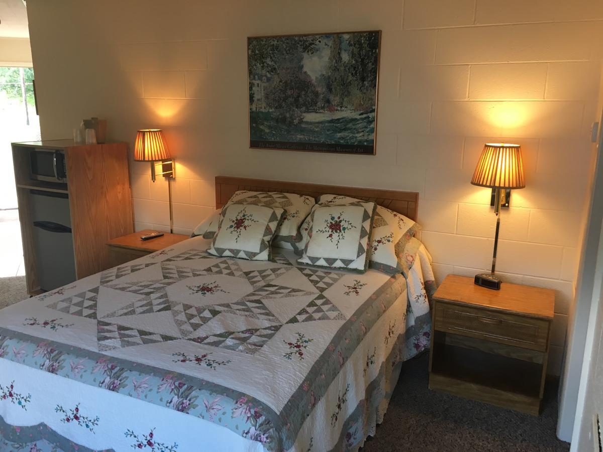 Bel Aire Motel Muskegon Heights Екстериор снимка
