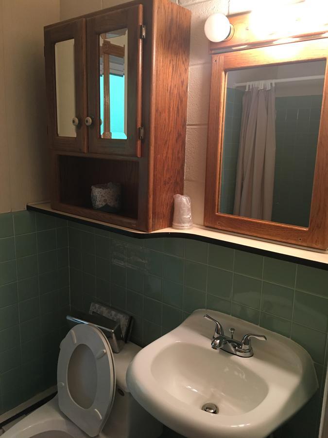 Bel Aire Motel Muskegon Heights Екстериор снимка