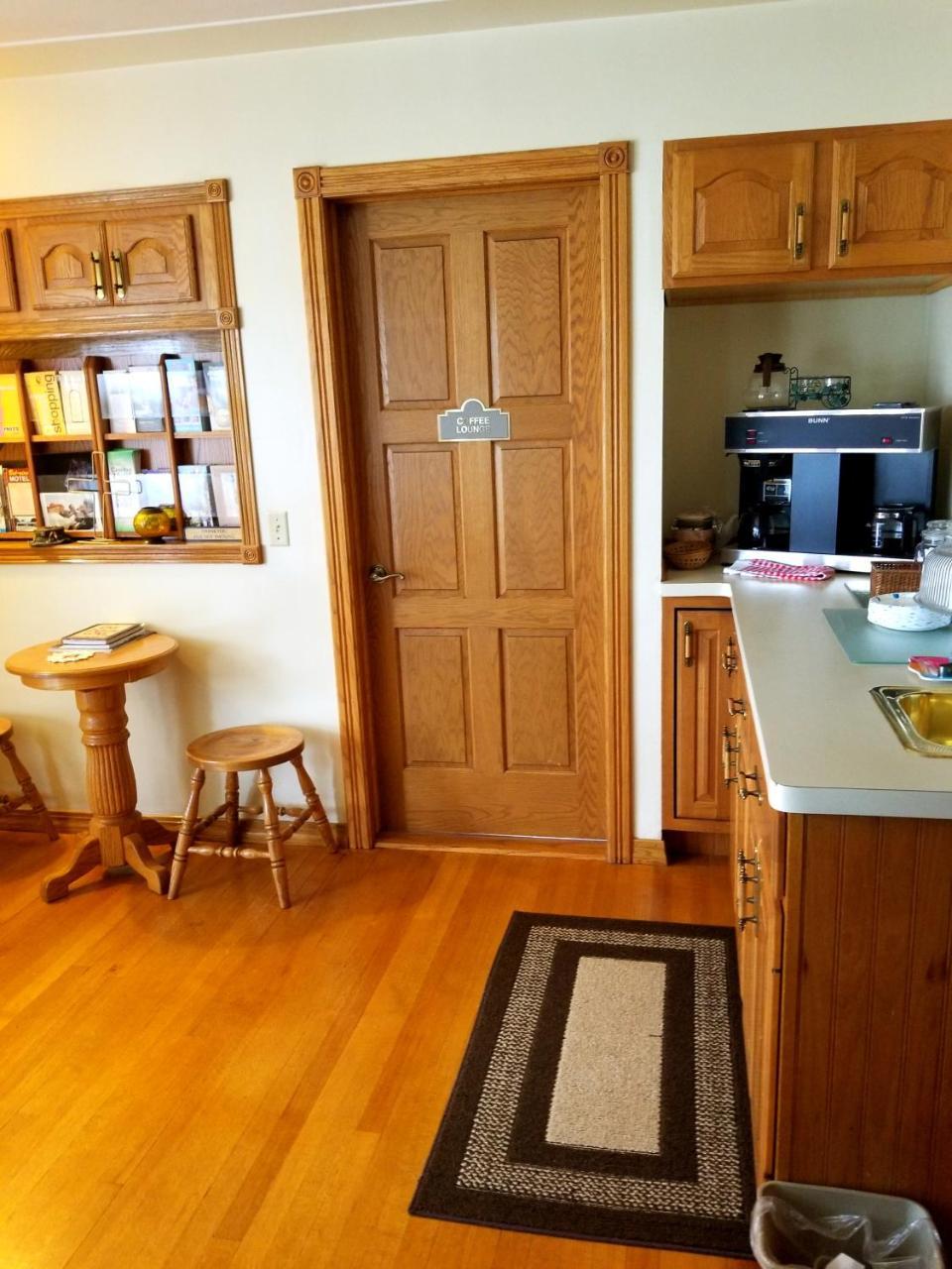 Bel Aire Motel Muskegon Heights Екстериор снимка